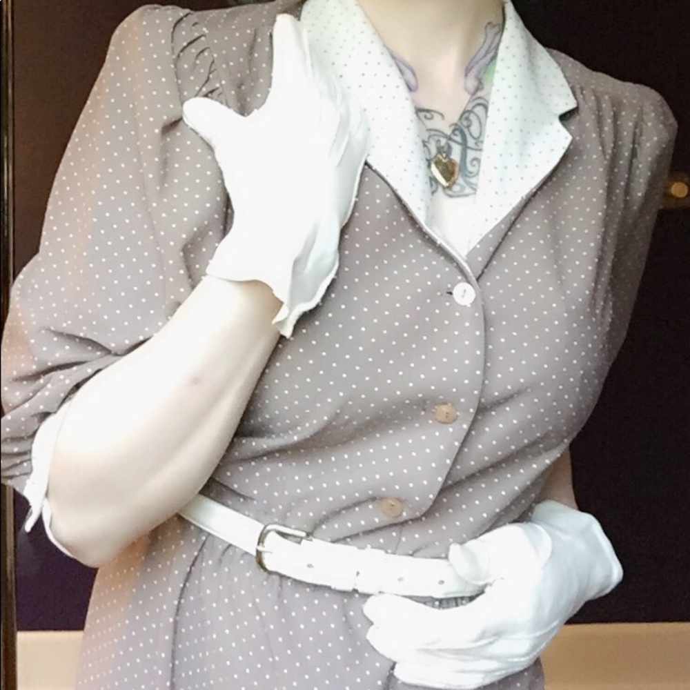 Vintage beige and cream polka dot dress - Picture 2 of 7